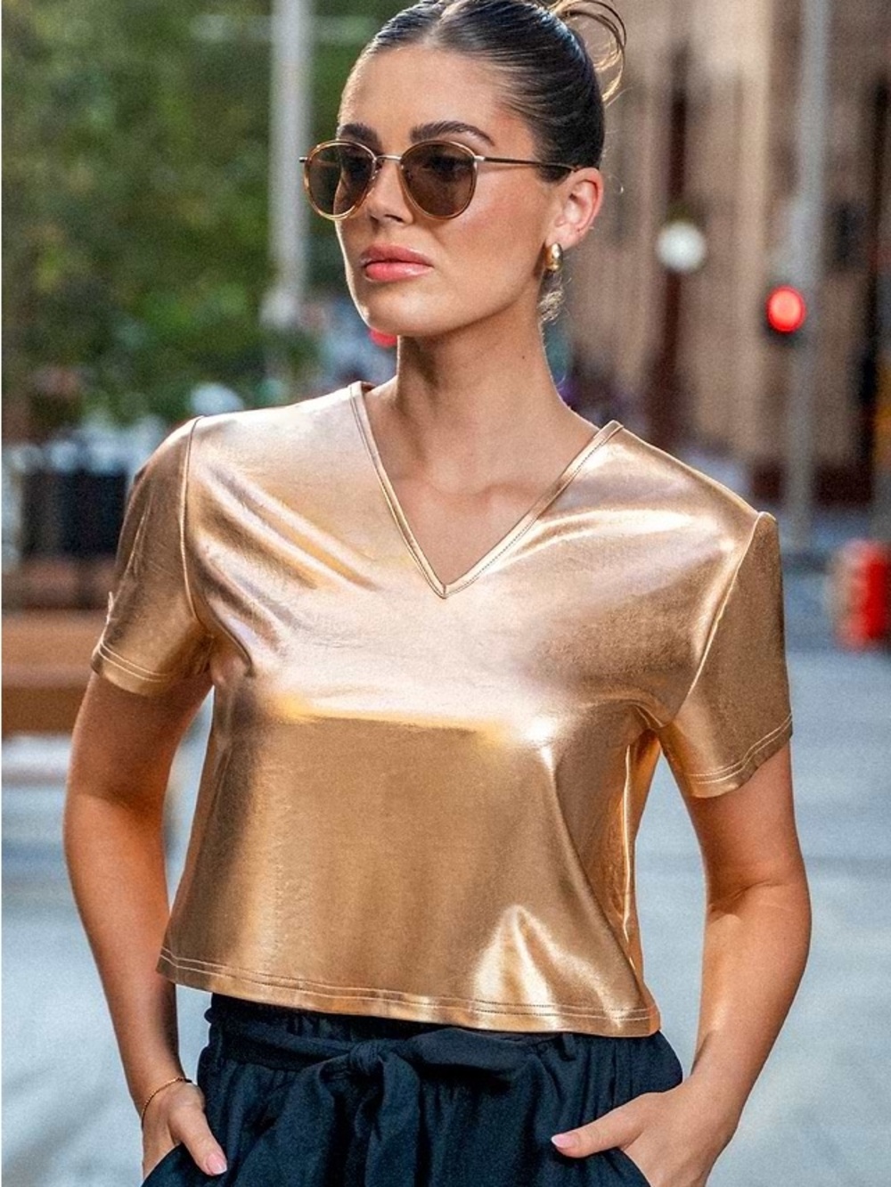 Cupshe Metallic Gold V-Neck Crop Top
